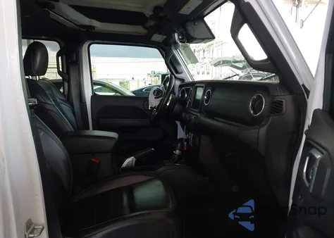 2020 Jeep Wrangler Unlimited North Edition 4X4 z USA, uszkodzony, nr VIN 1C4HJXEN1LW221802